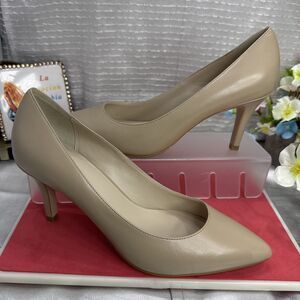 (E3) Cole Haan women's leather court shoes, size 9B/D44423